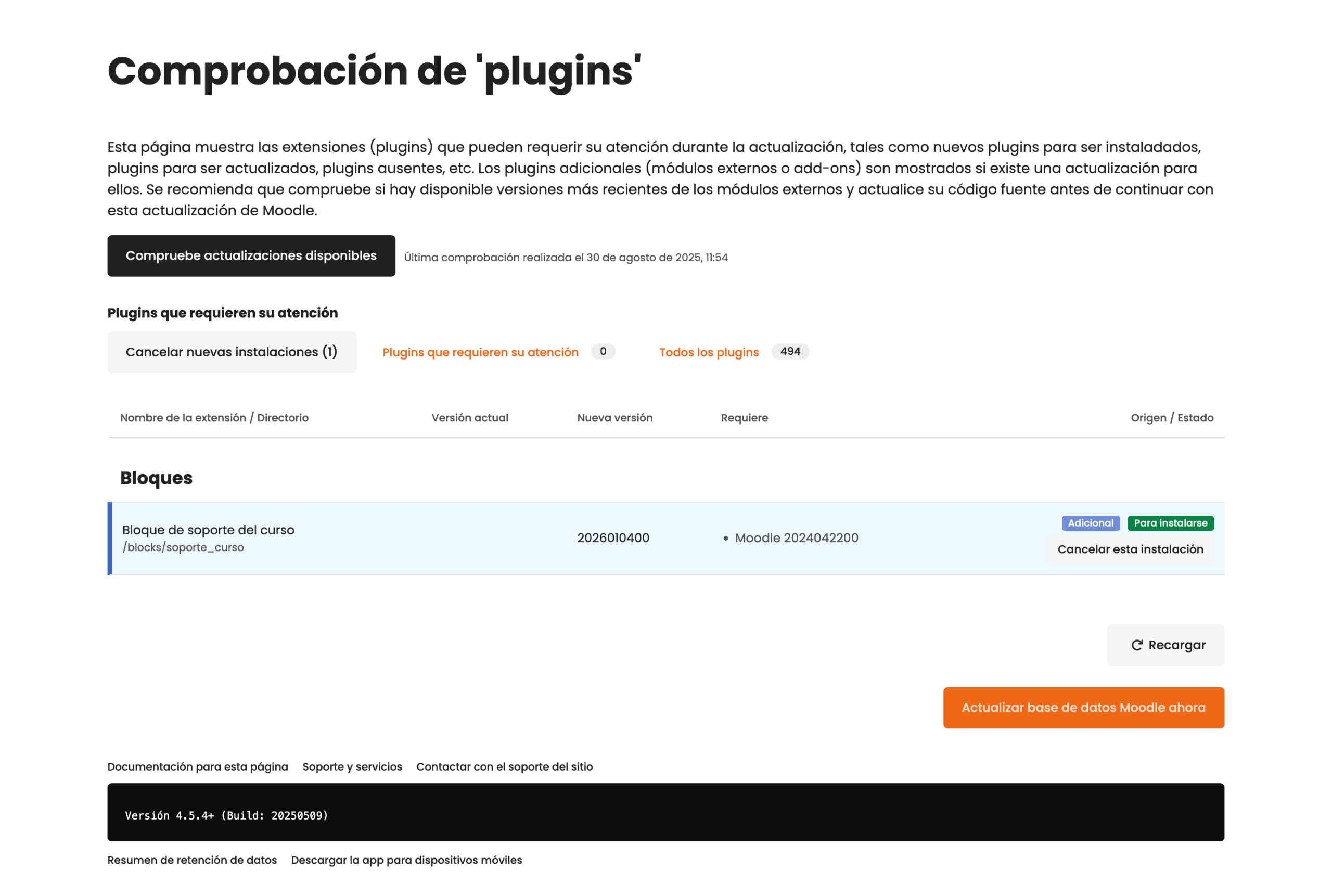 Pantalla de comprobación de plugins en Moodle 4.5 mostrando la instalación del bloque personalizado “Bloque de soporte del curso”